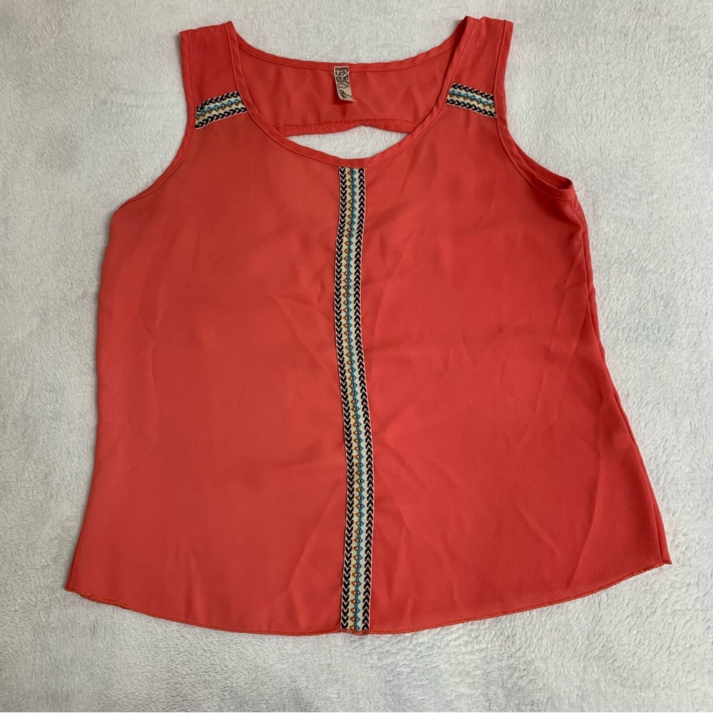 Bella D Women’s coral blouse Size M with Aztec print